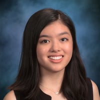 Nicole Tang - Headshot